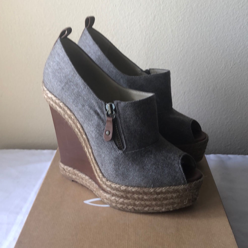 Christian Louboutin espadrilles/Wedge